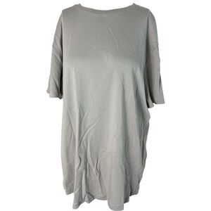 Cuts Clothing AO Curved Hem Tee
